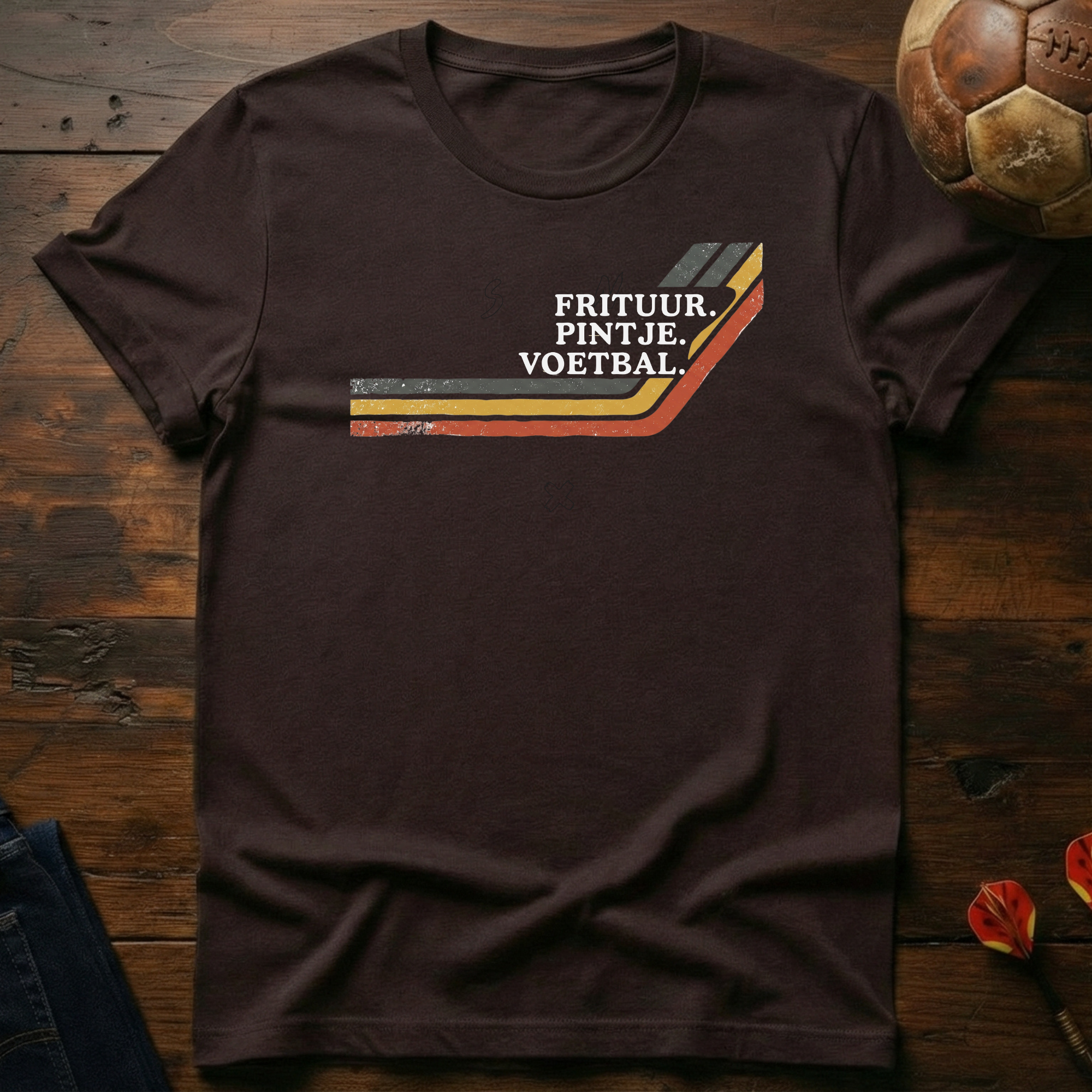 Frituur. Pintje. Voetbal. T-Shirt