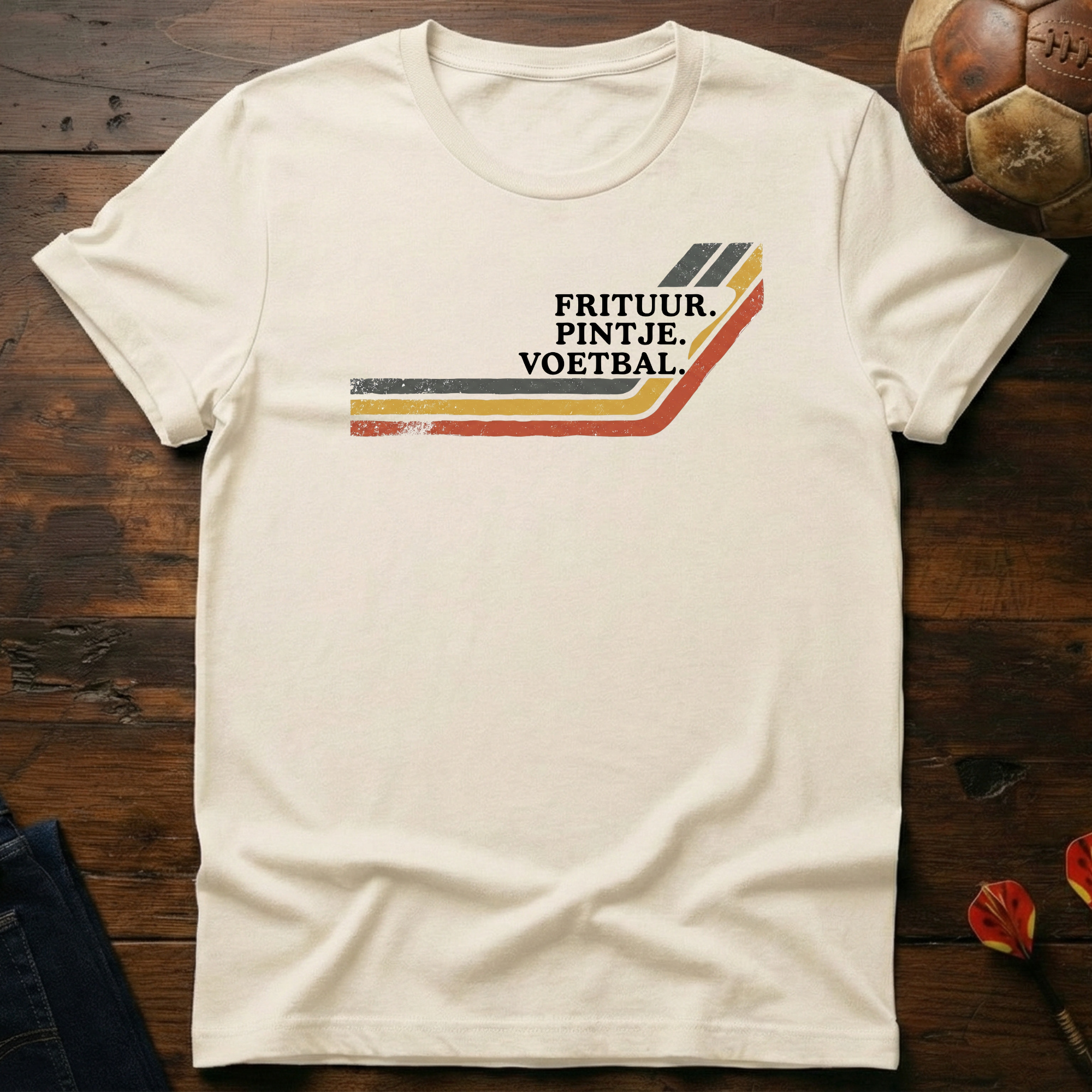 Frituur. Pintje. Voetbal. T-Shirt