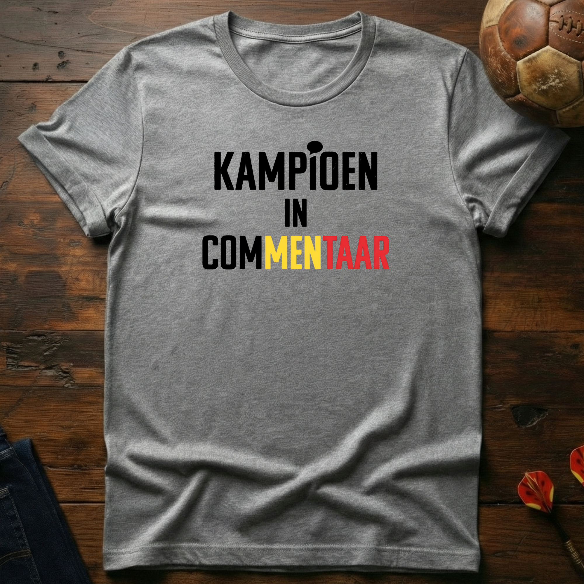 Kampioen In Commentaar T-Shirt