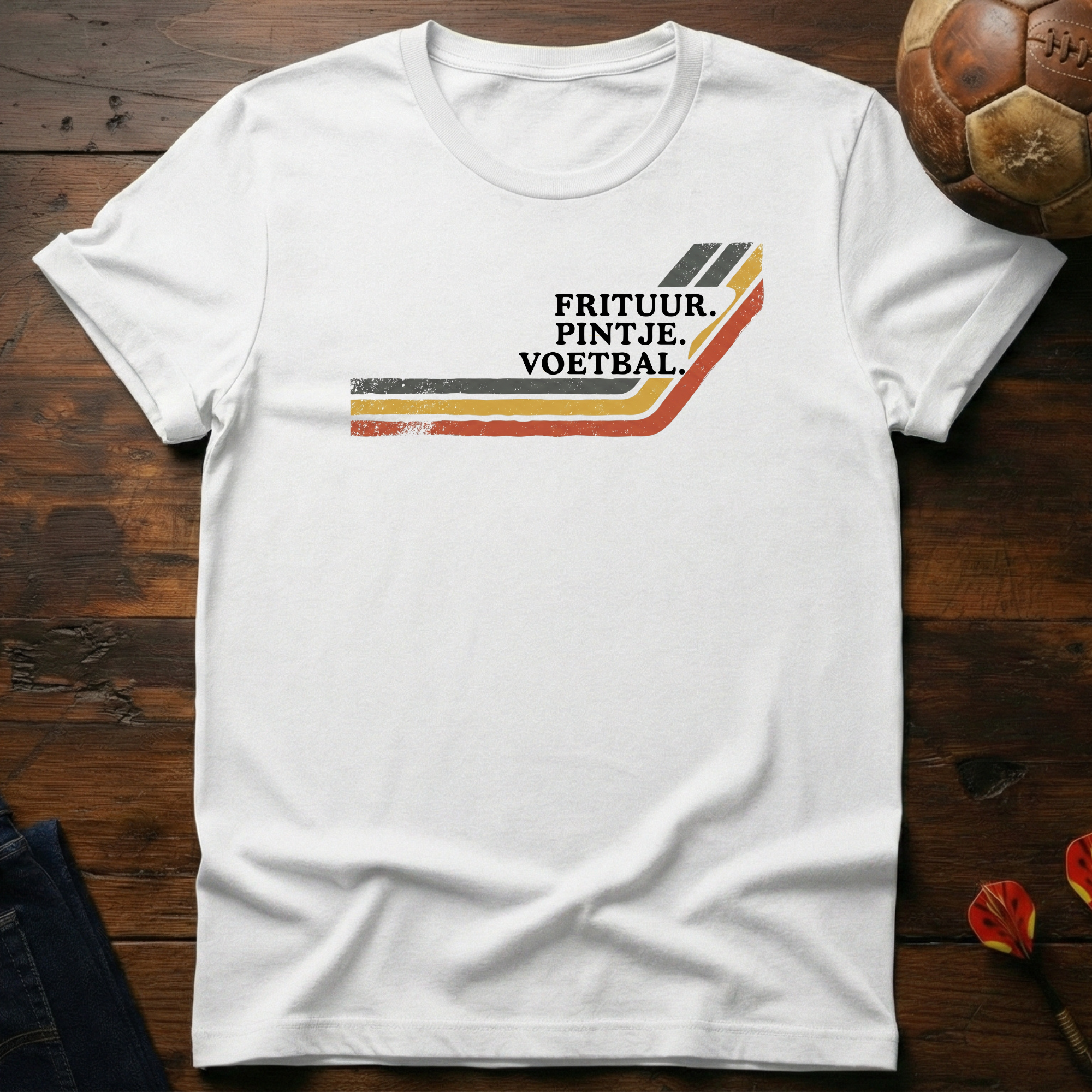 Frituur. Pintje. Voetbal. T-Shirt